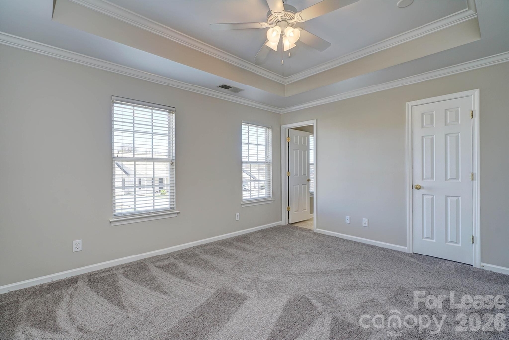 2034 Wexford Way - Photo 13