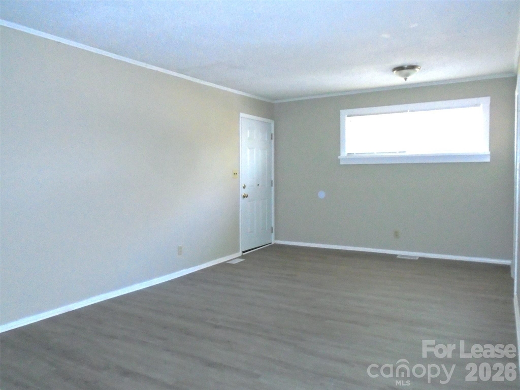 1842 Academy Street - Photo 3