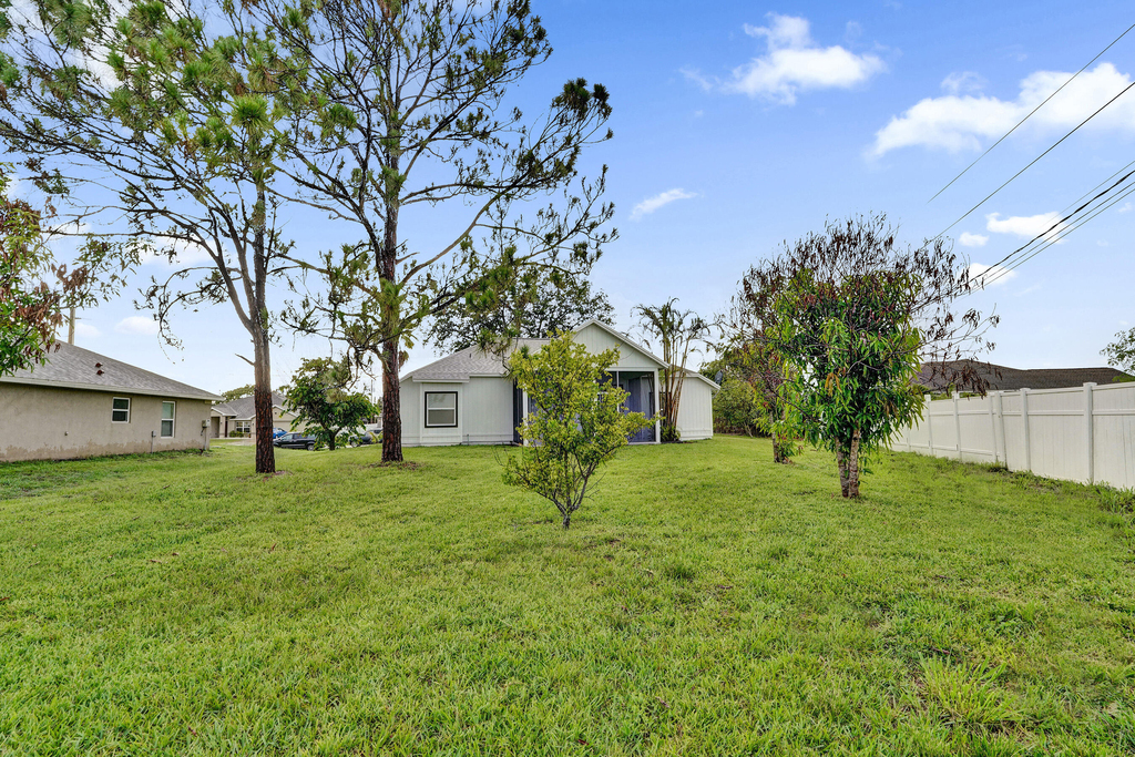 1237 Sw Edinburgh Drive - Photo 58