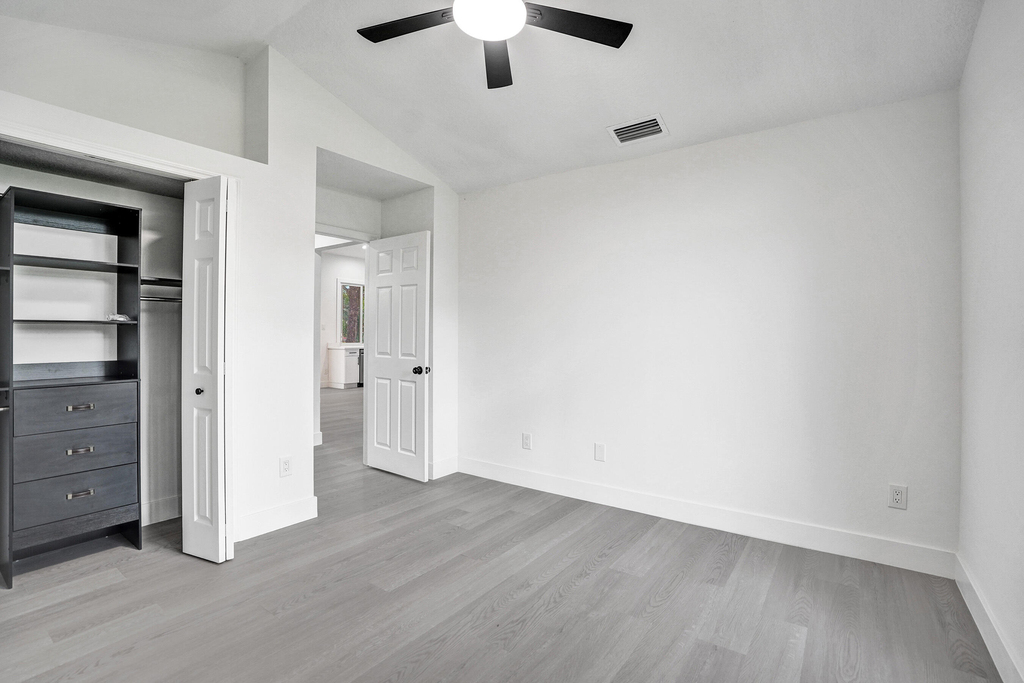1237 Sw Edinburgh Drive - Photo 40