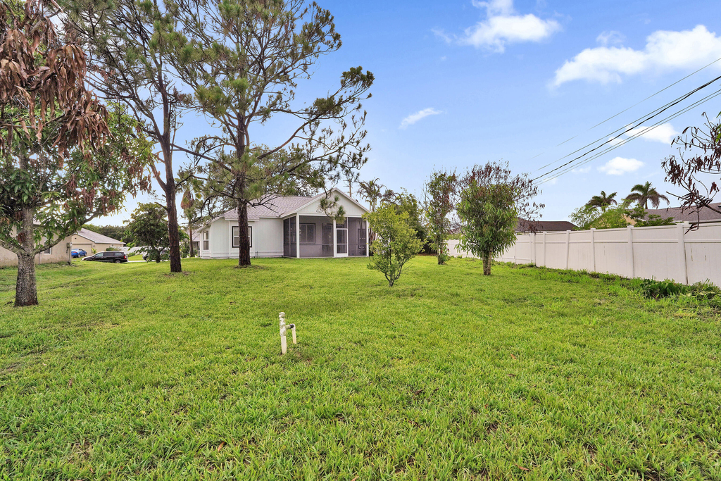 1237 Sw Edinburgh Drive - Photo 55