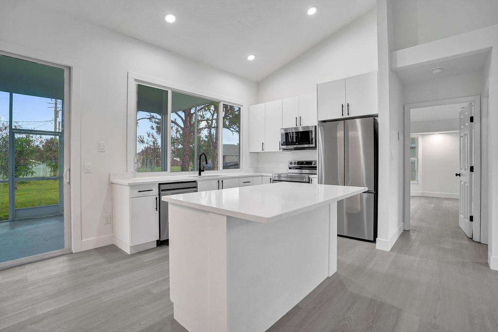 1237 Sw Edinburgh Drive - Photo 8