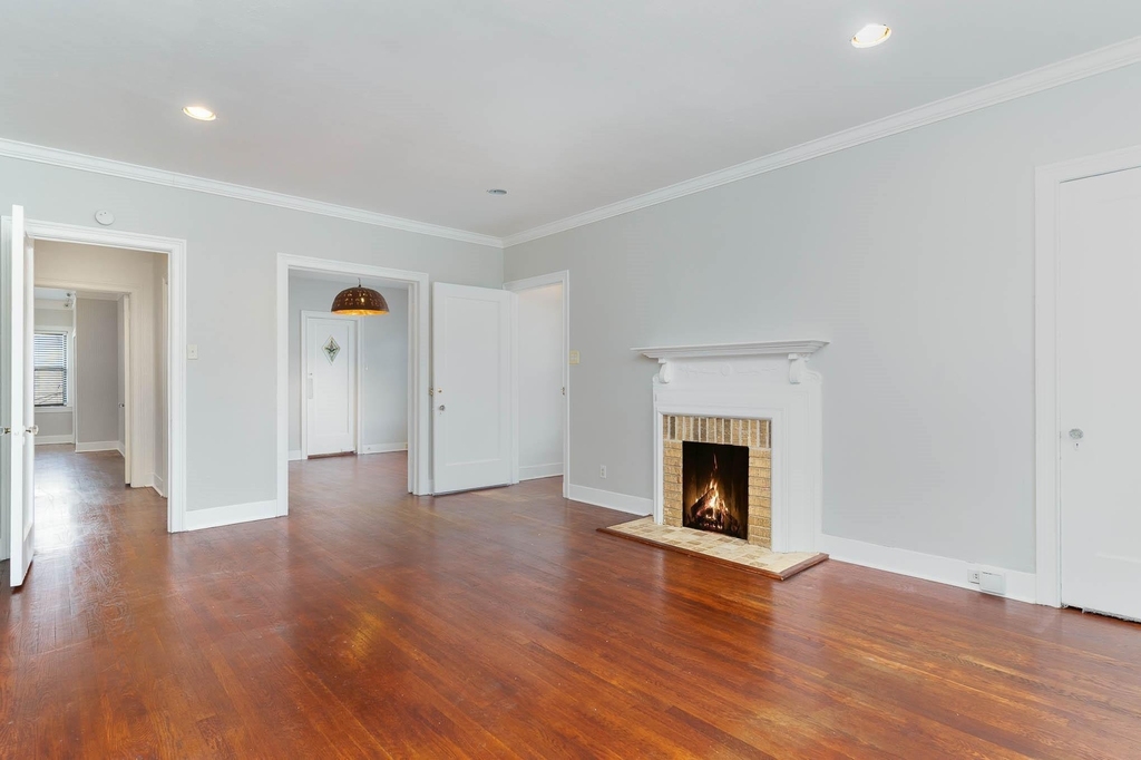4008 Herschel Avenue - Photo 2