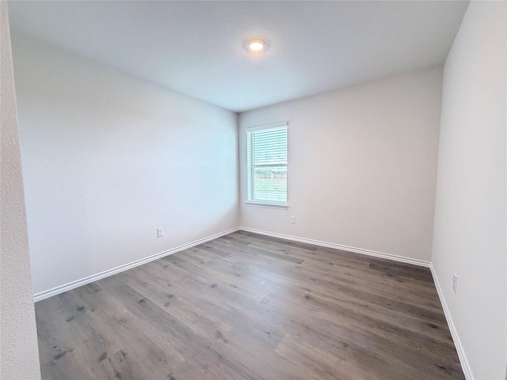 1133 Overhill Road - Photo 9