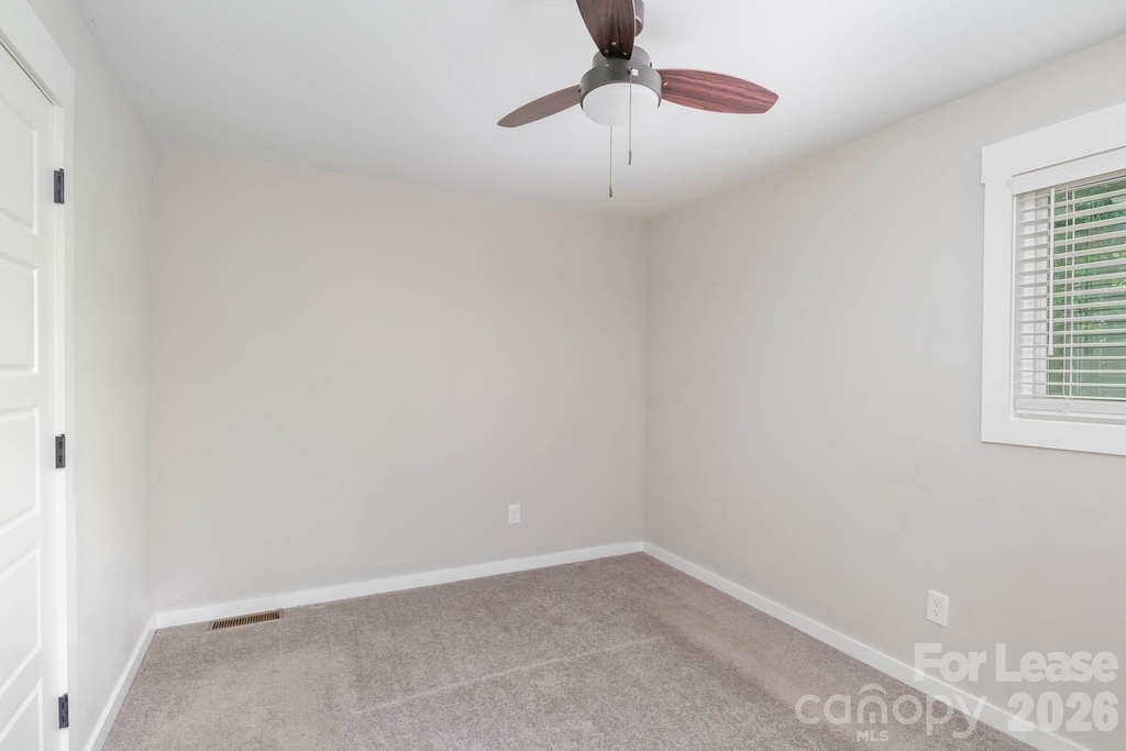 312 Glenrock Drive - Photo 13