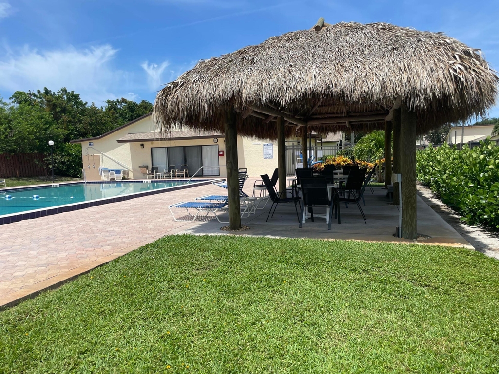 8094 Se Villa Circle - Photo 10