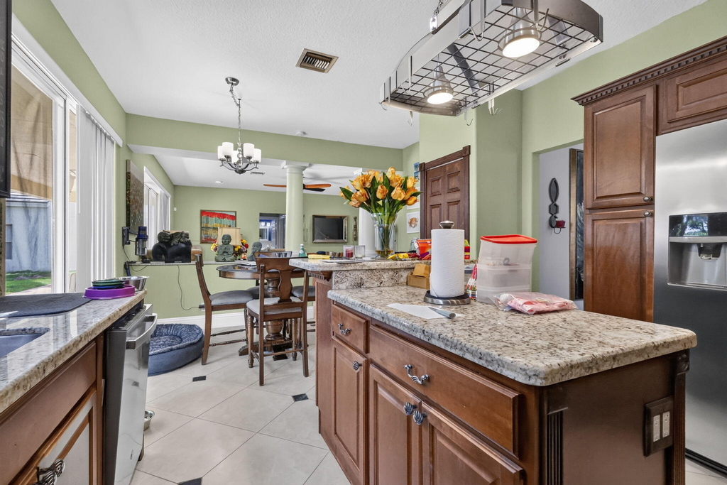 7280 Serrano Terrace - Photo 11