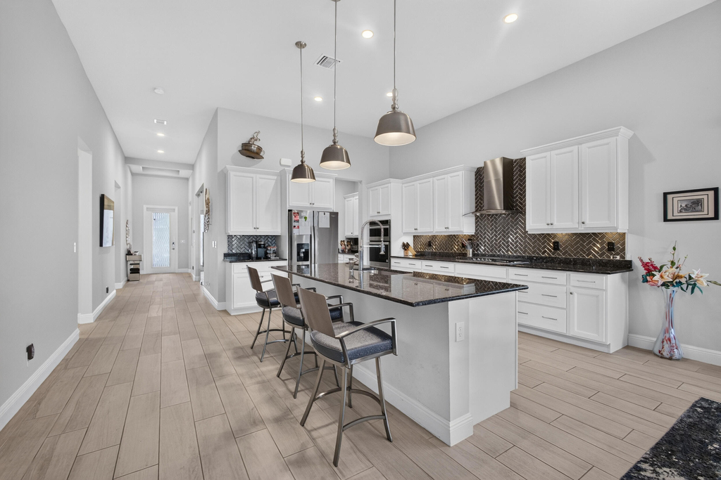 9945 Regency Way - Photo 14