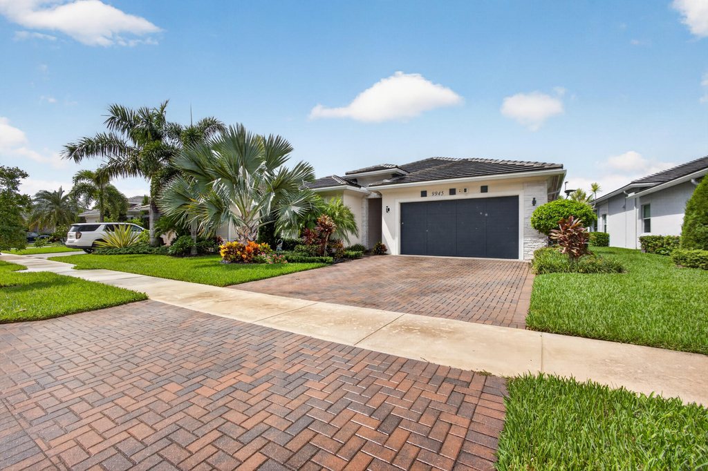 9945 Regency Way - Photo 1