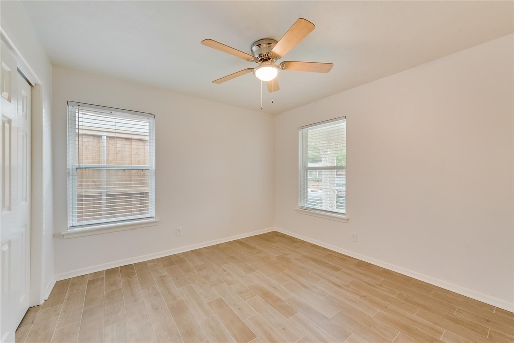2643 San Medina Avenue - Photo 10