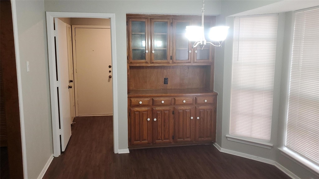 317 Doral Place - Photo 13