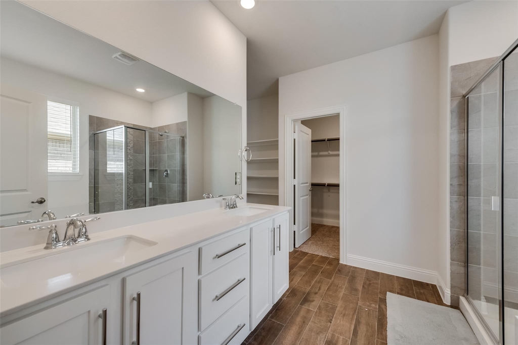10704 Strike Street - Photo 13