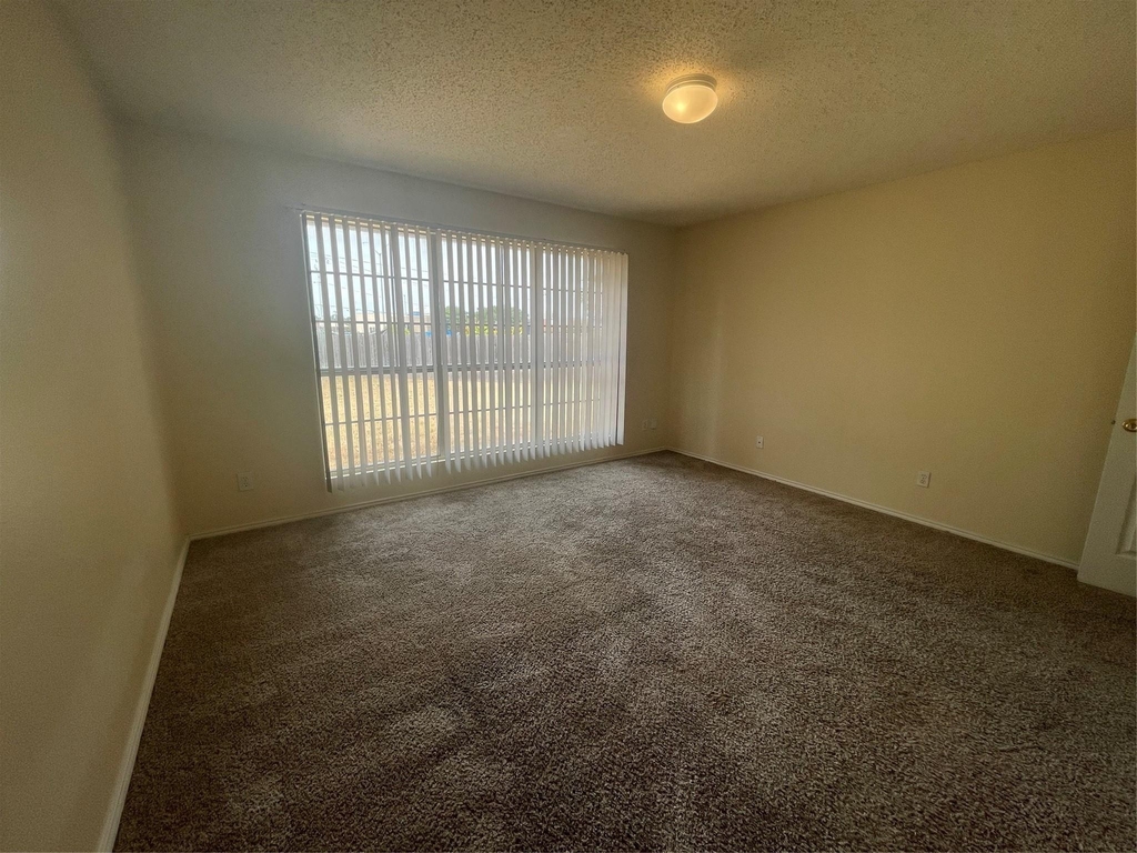 3412 Derby Court - Photo 16