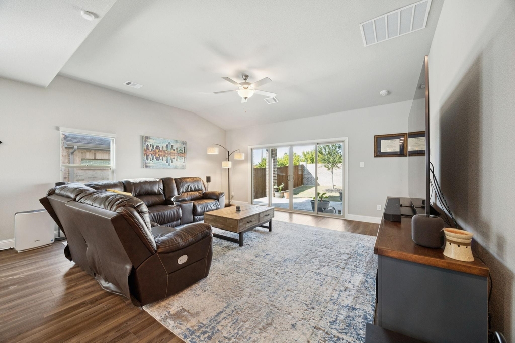 200 Golden Harvest Drive - Photo 6