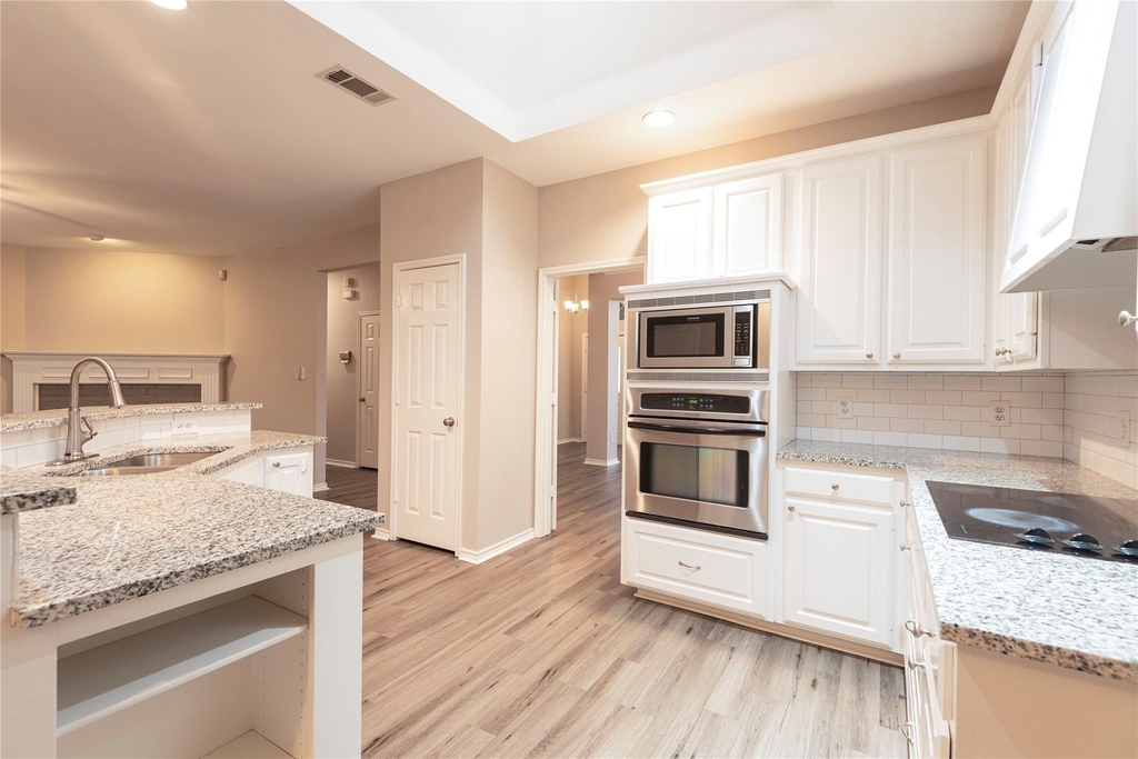7829 Case Drive - Photo 8