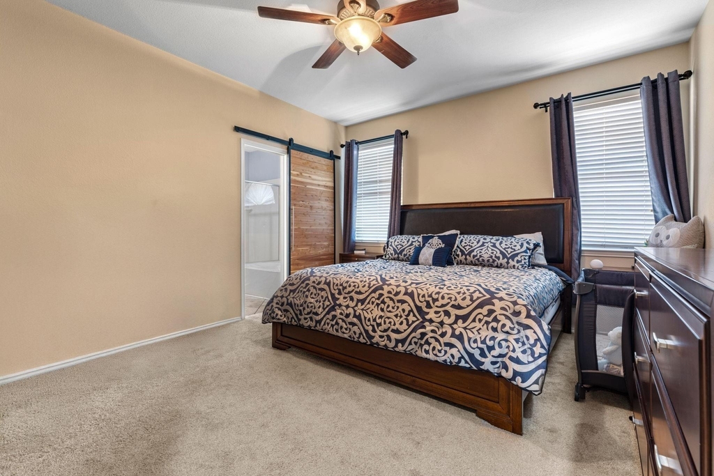 1526 Cliff Creek Drive - Photo 5