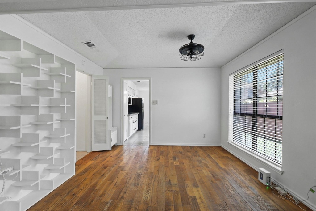 3924 Morman Lane - Photo 7