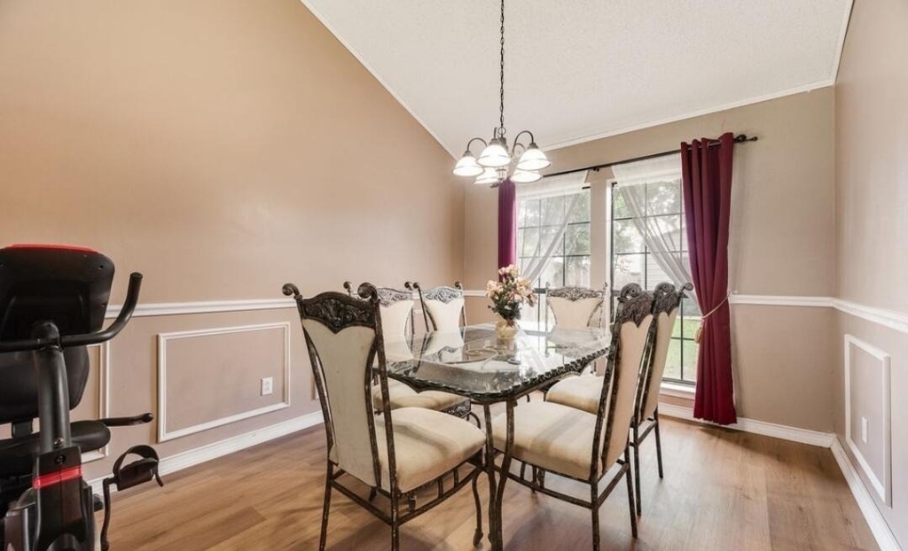 1022 Melissa Lane - Photo 3