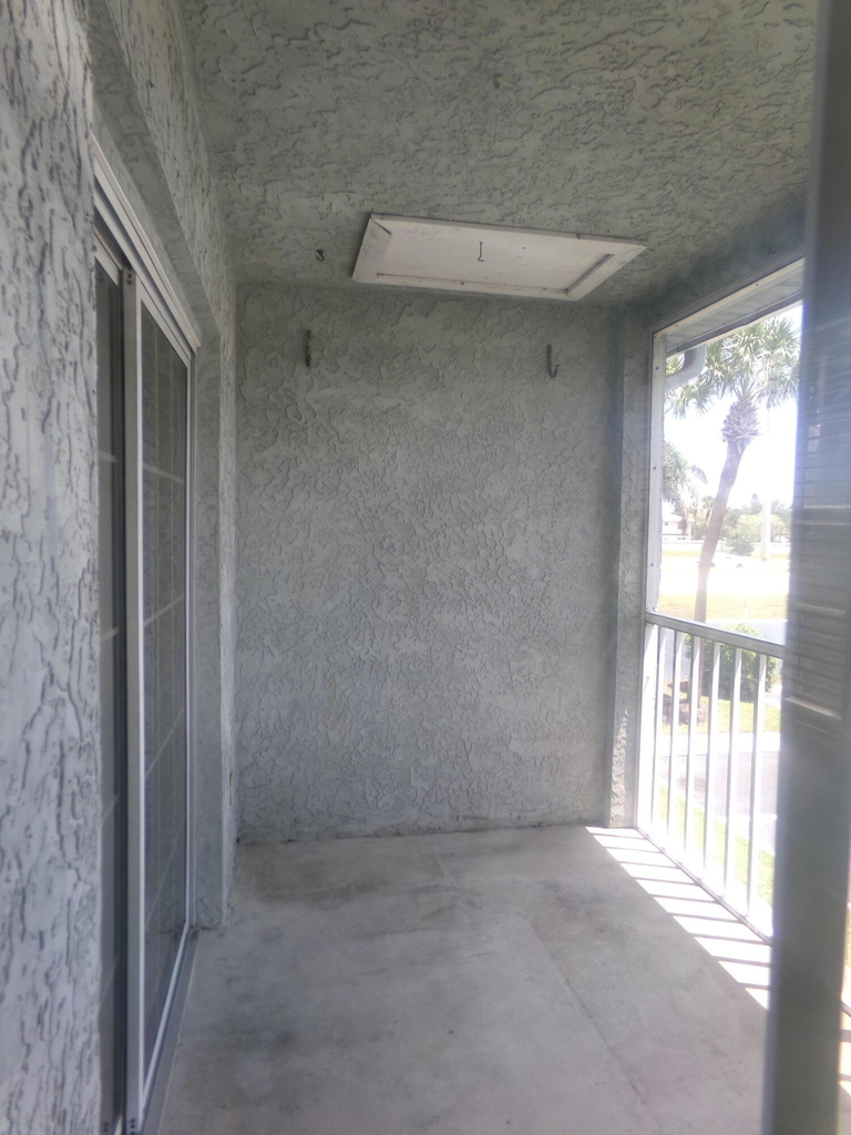 1600 Se Green Acres Circle - Photo 9