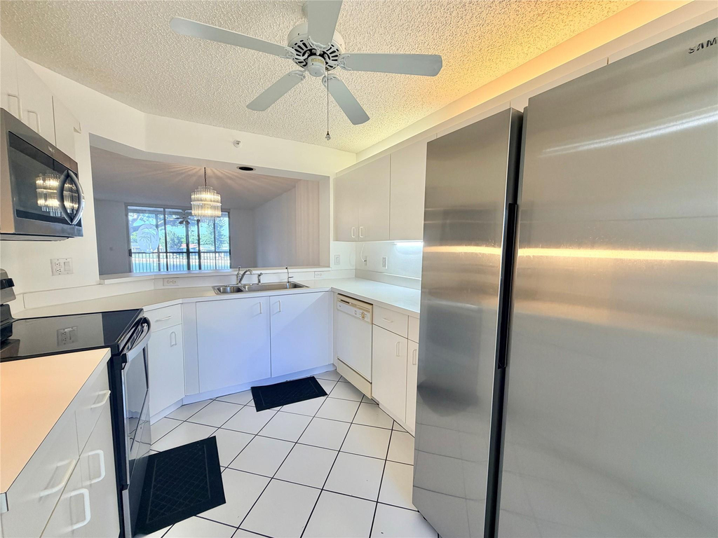 9587 Weldon Circle - Photo 2