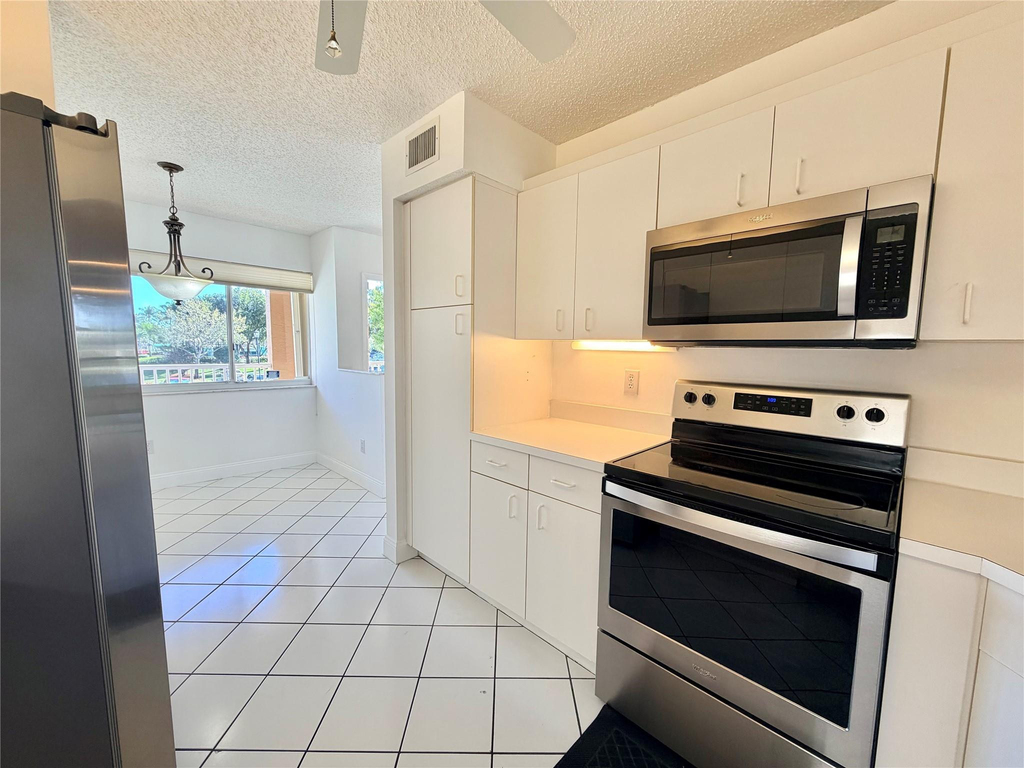 9587 Weldon Circle - Photo 3