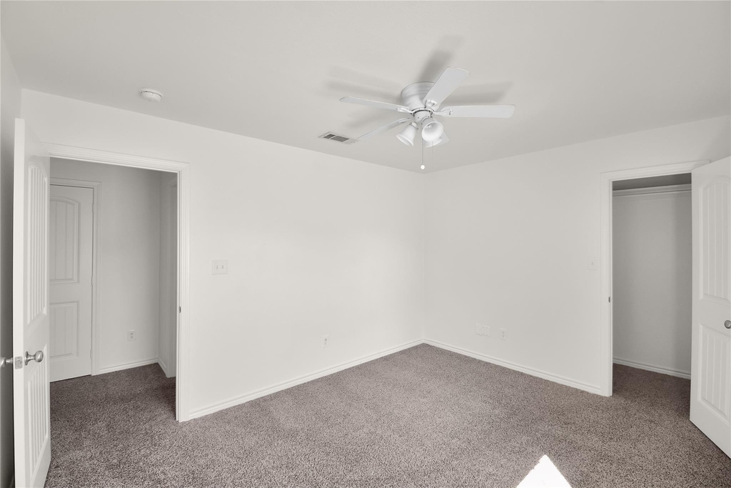 1102 Parkway Trail - Photo 13