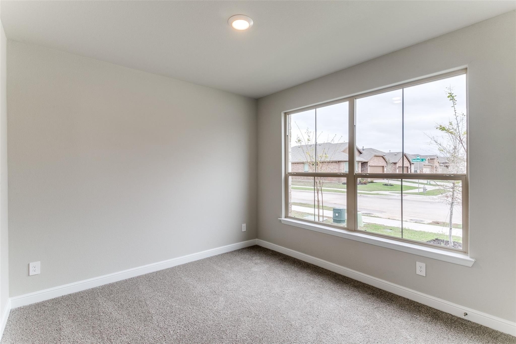 1117 Southwark Drive - Photo 12