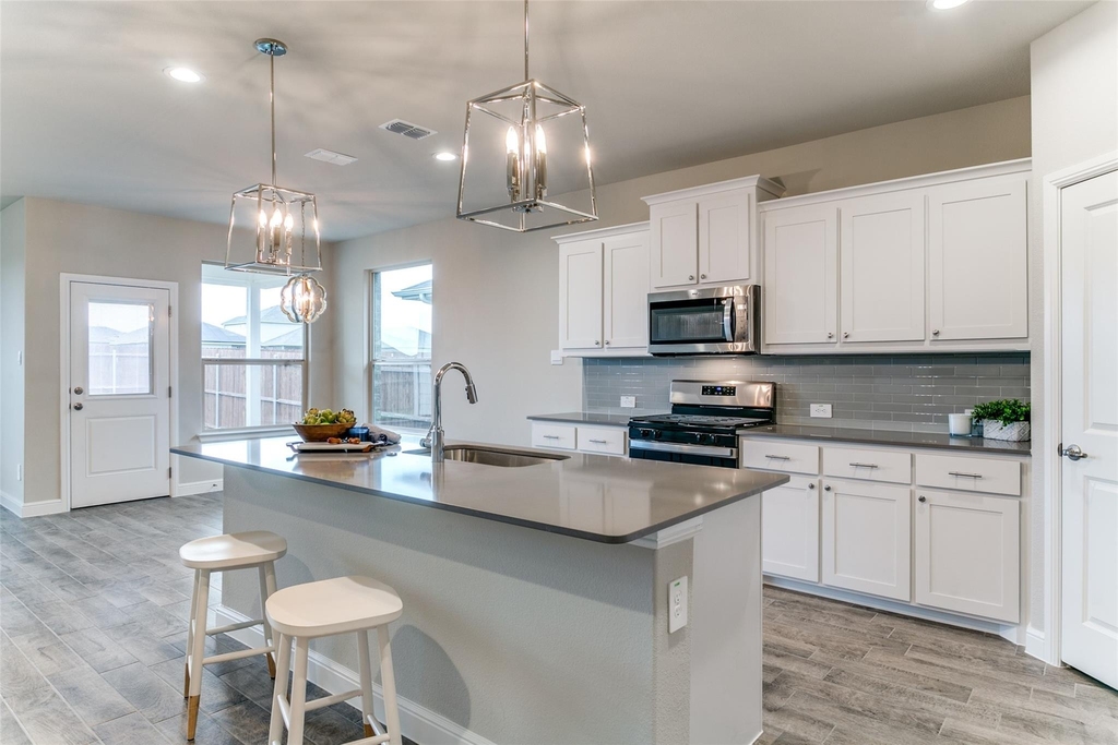 1117 Southwark Drive - Photo 1