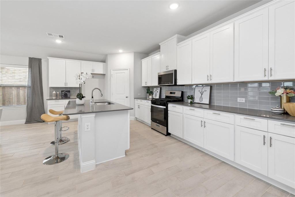 528 Cattle Chute Court - Photo 10