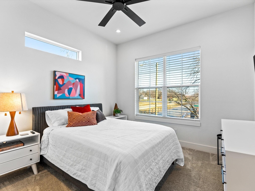 401 Martinique Avenue - Photo 11