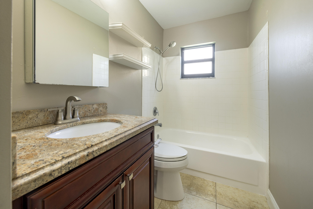 325 Nw 65th Terrace - Photo 14