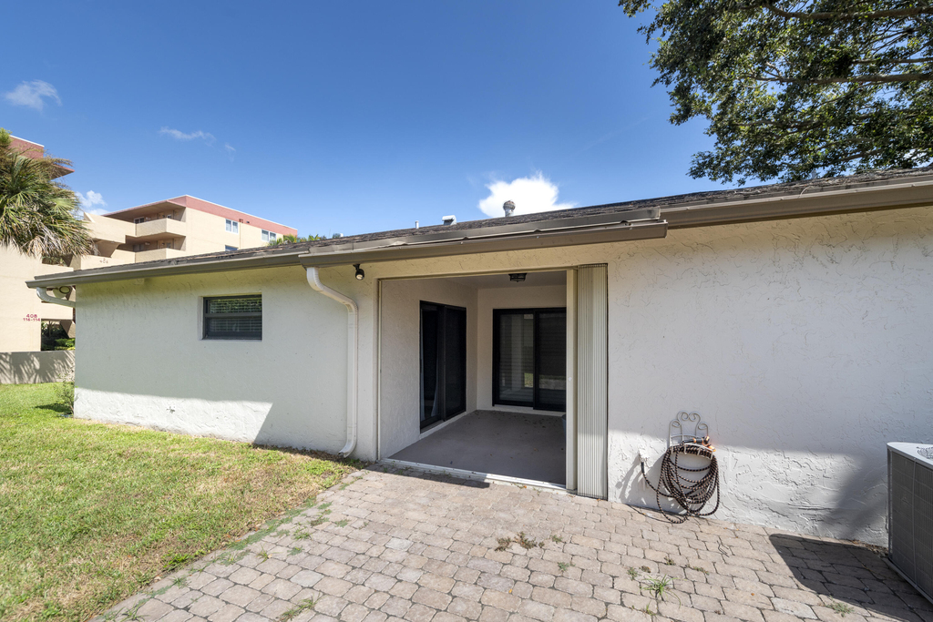 325 Nw 65th Terrace - Photo 31