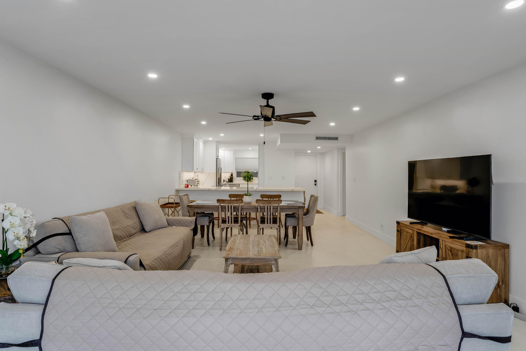 401 Briny Avenue - Photo 2