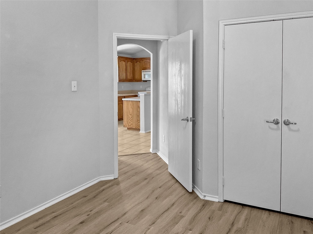 6521 Regina Drive - Photo 13