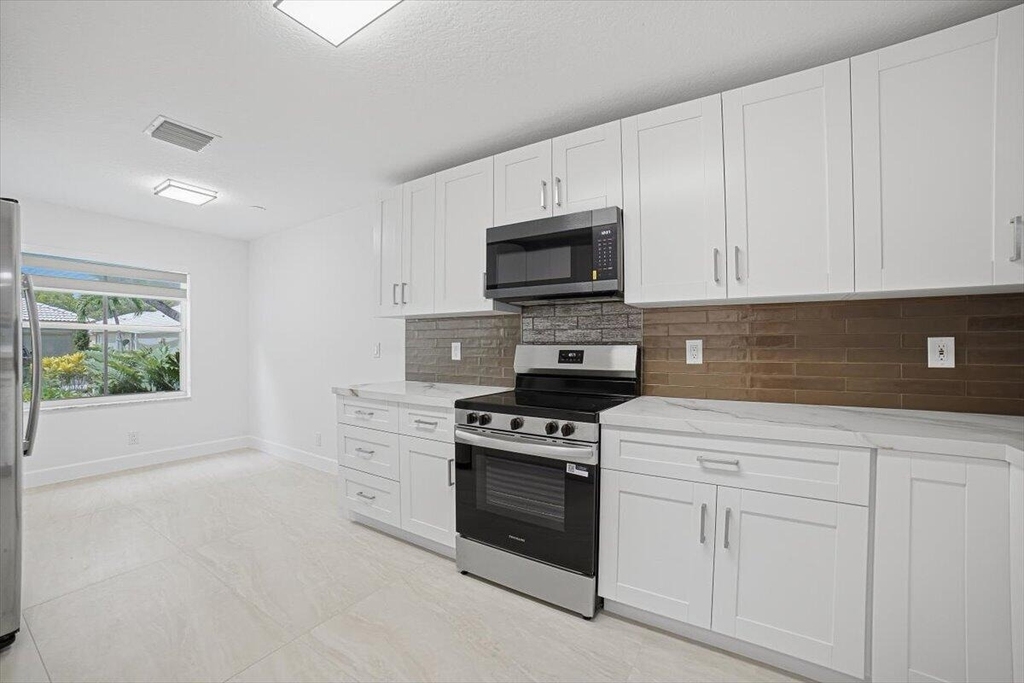 4112 Pine Ridge Lane - Photo 8