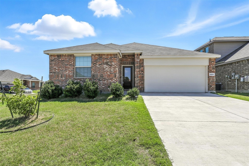 6924 Waterloo Lane - Photo 0
