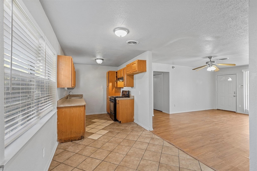 3204 Caribbean Drive - Photo 9
