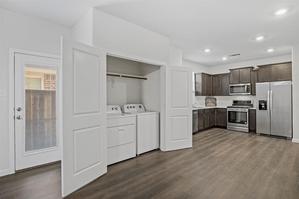 3911 Nature Court - Photo 3