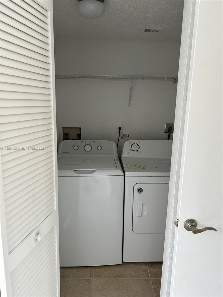 1445 Lake Crystal Drive - Photo 10