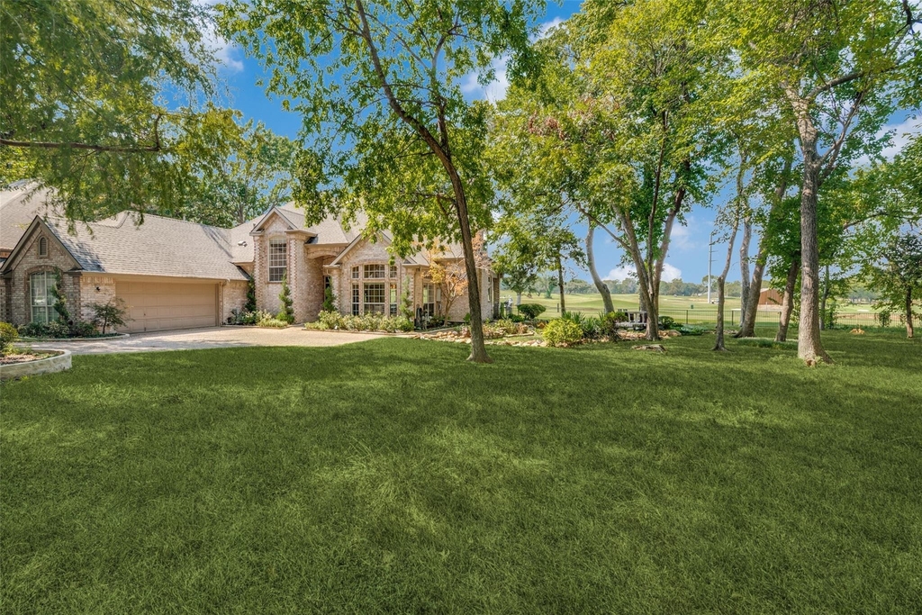 101 Fountain Hills Drive - Photo 1