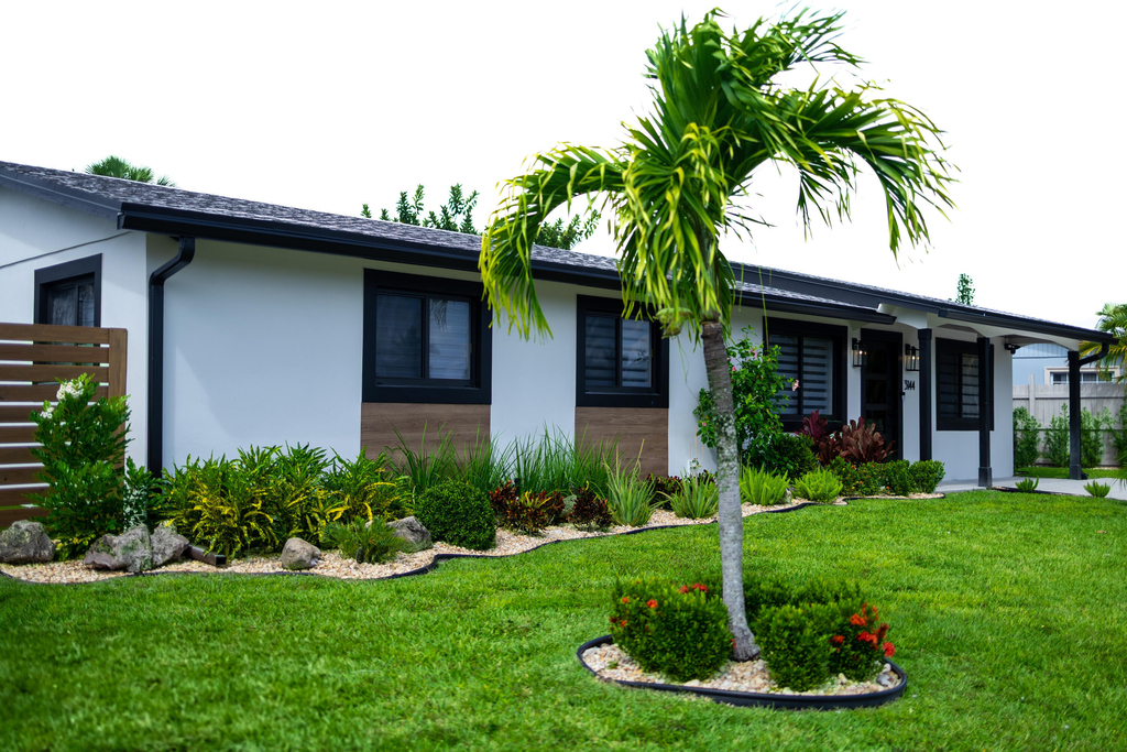 3144 Capri Road - Photo 0