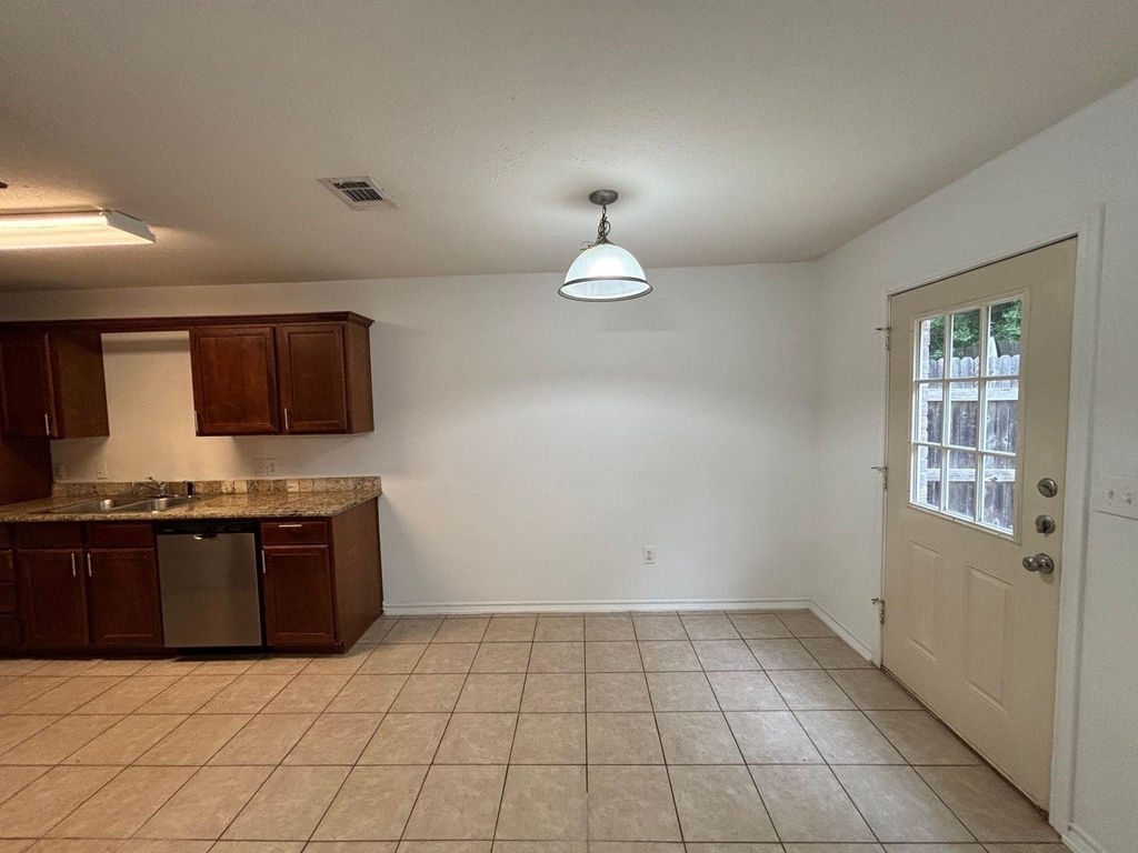 909 Parkplace Ridge - Photo 6
