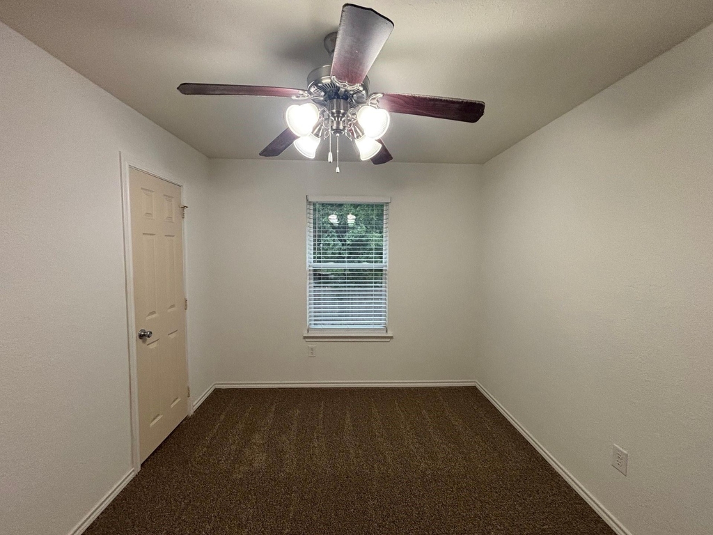 909 Parkplace Ridge - Photo 15