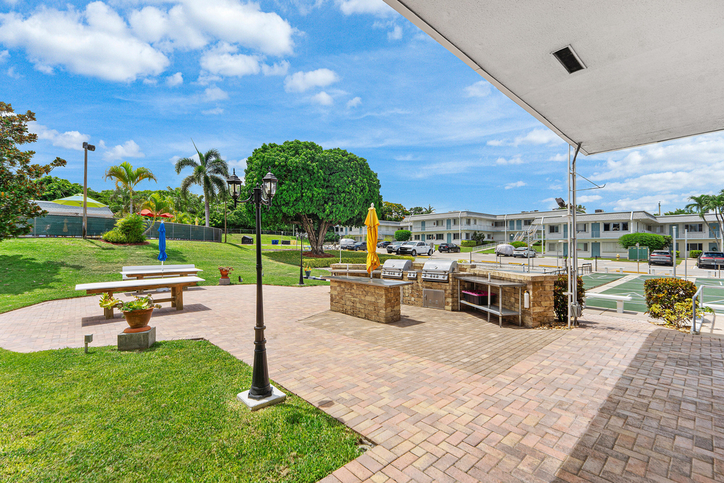 3160 Lake Osborne Drive - Photo 18