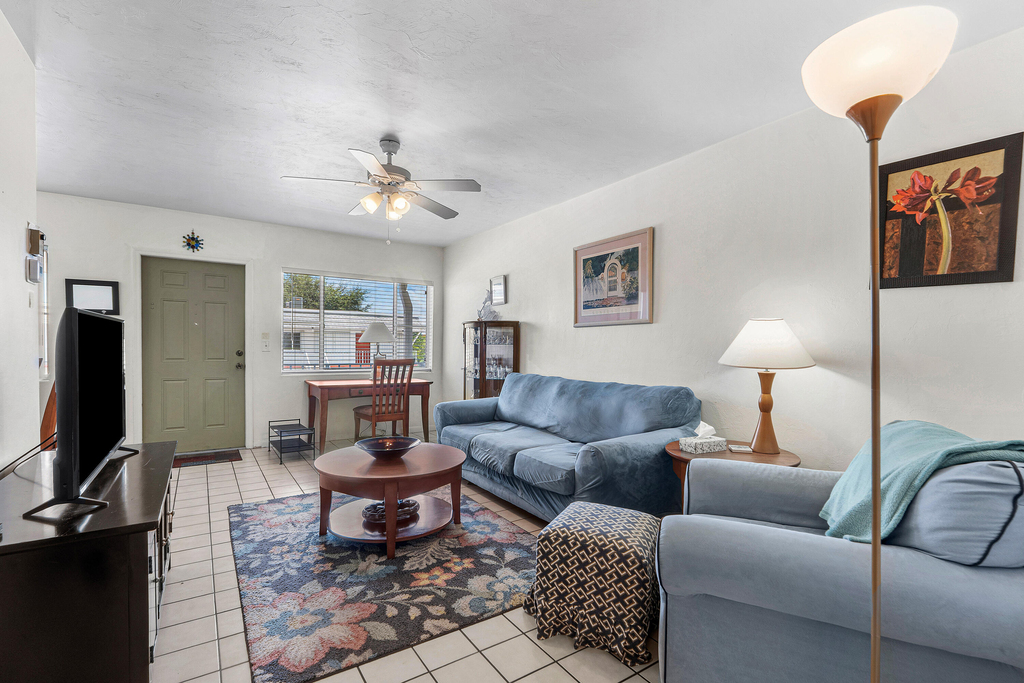3160 Lake Osborne Drive - Photo 3