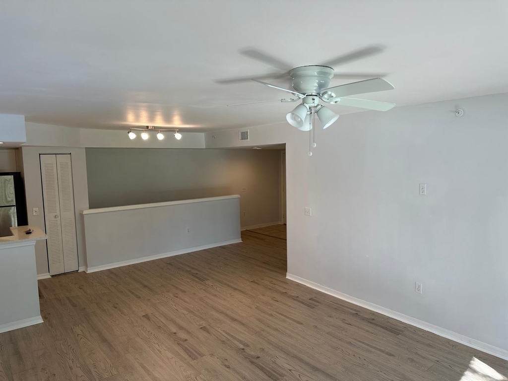 4179 N Haverhill Road - Photo 3