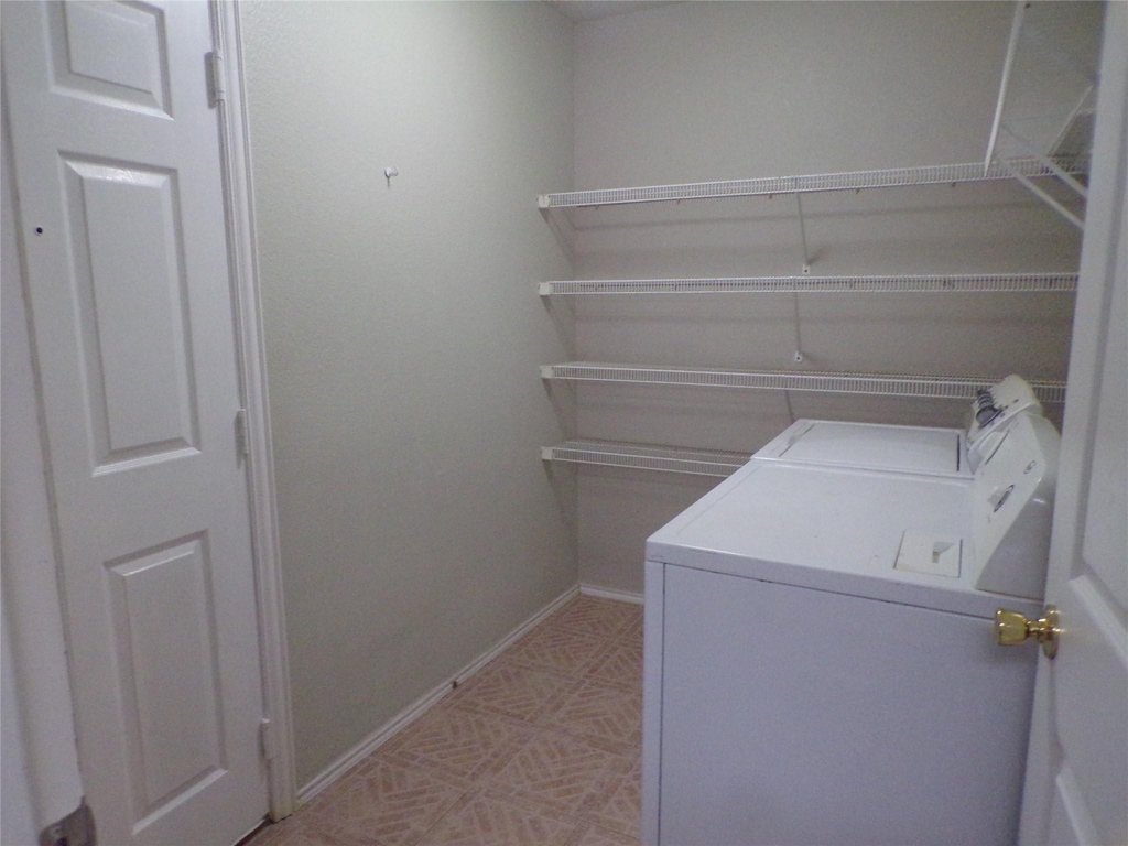 2612 Sierra Drive - Photo 18
