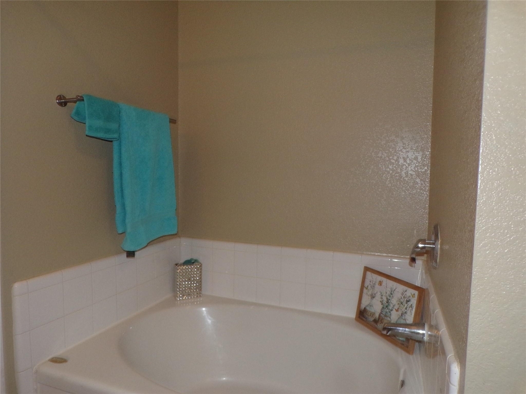 2612 Sierra Drive - Photo 10