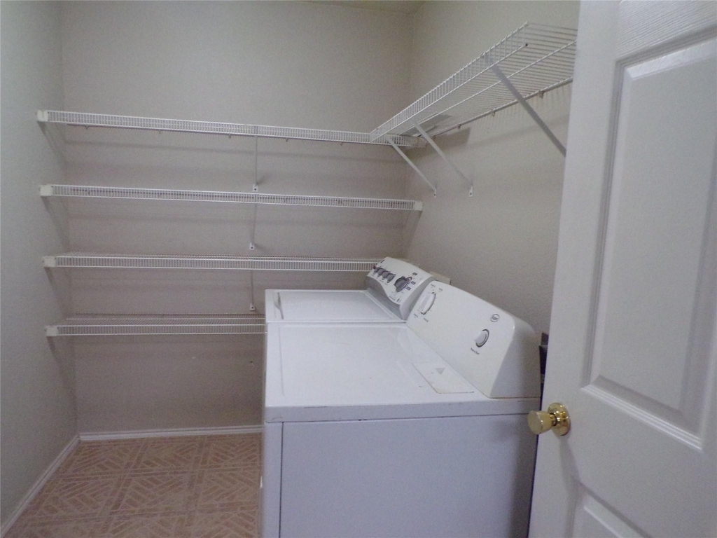 2612 Sierra Drive - Photo 16