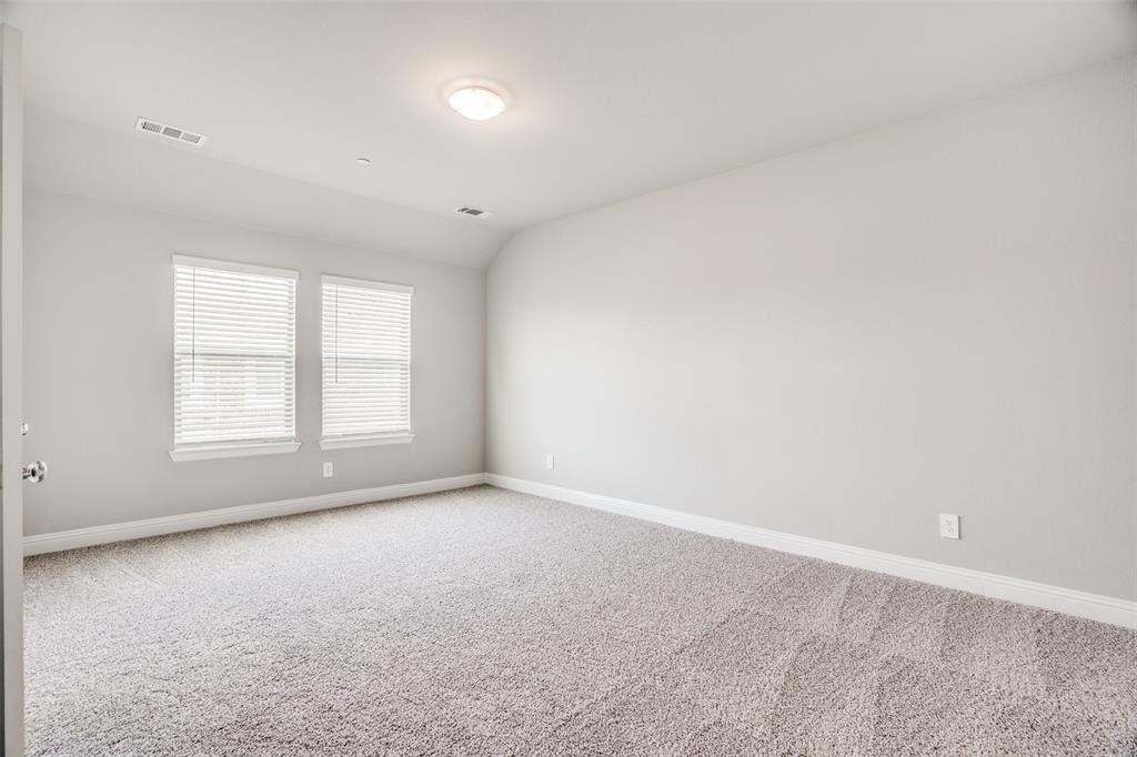 517 Sequoia Street - Photo 9